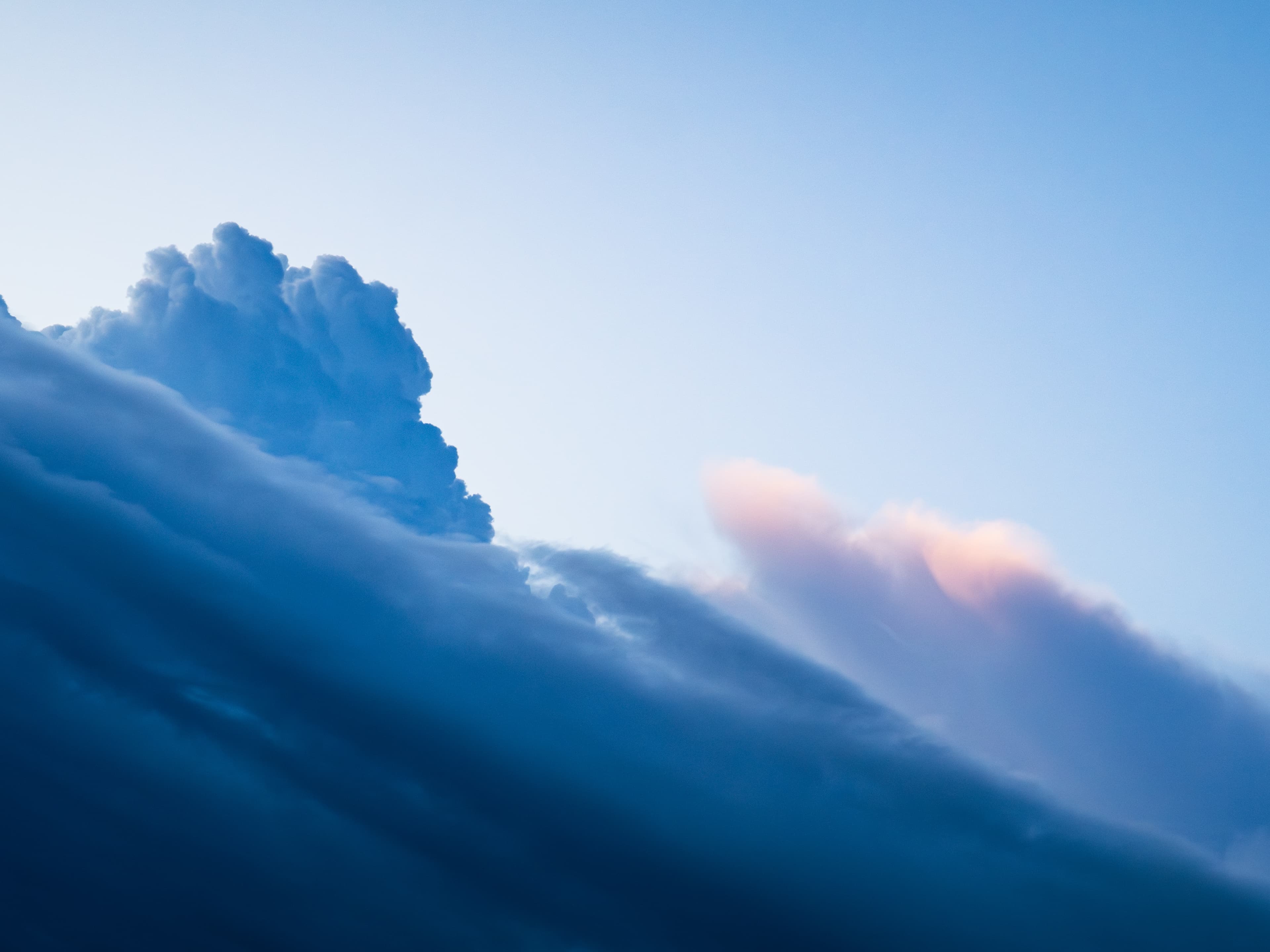 Battle in the clouds