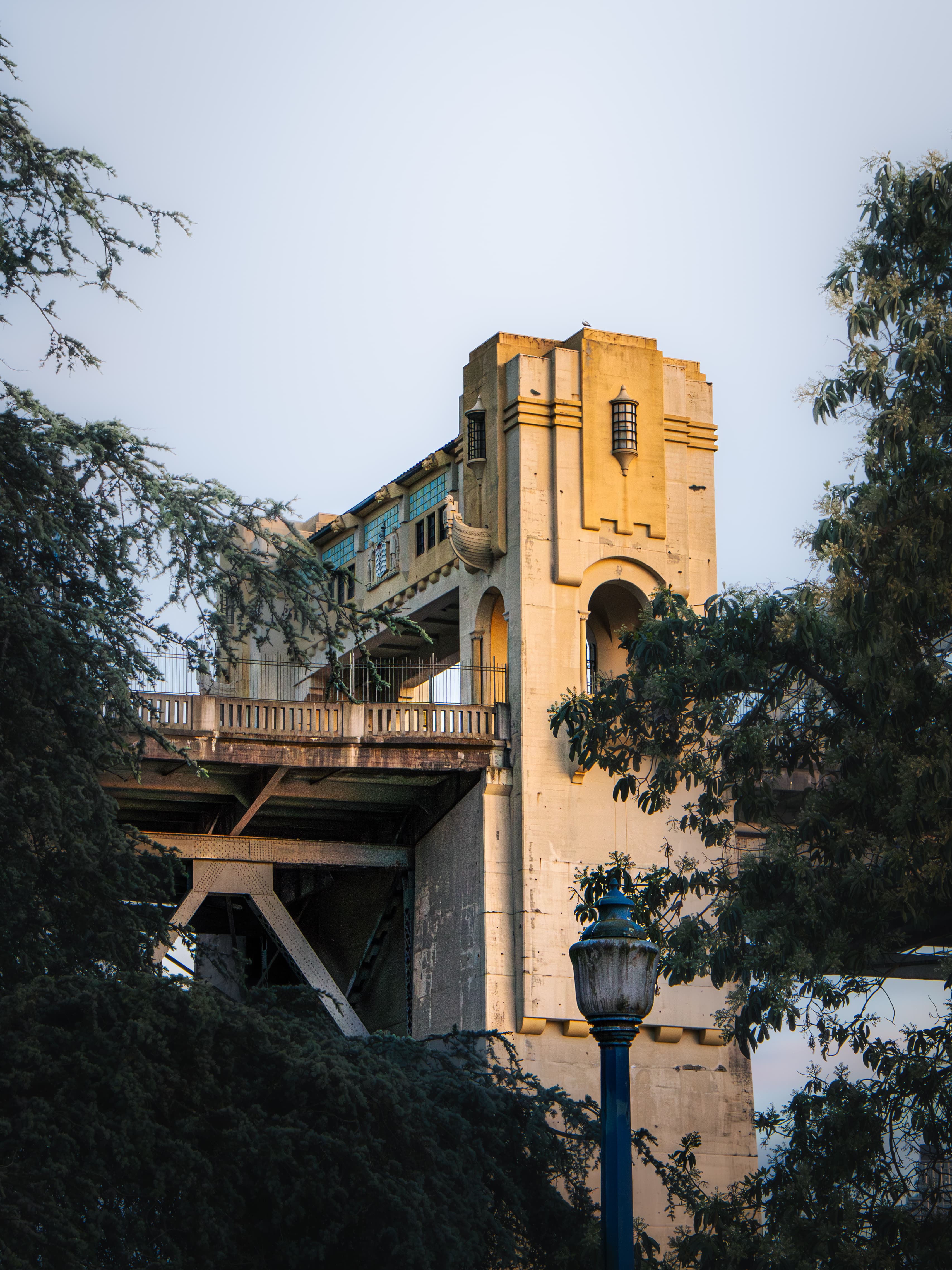 Granville Bridge pillar